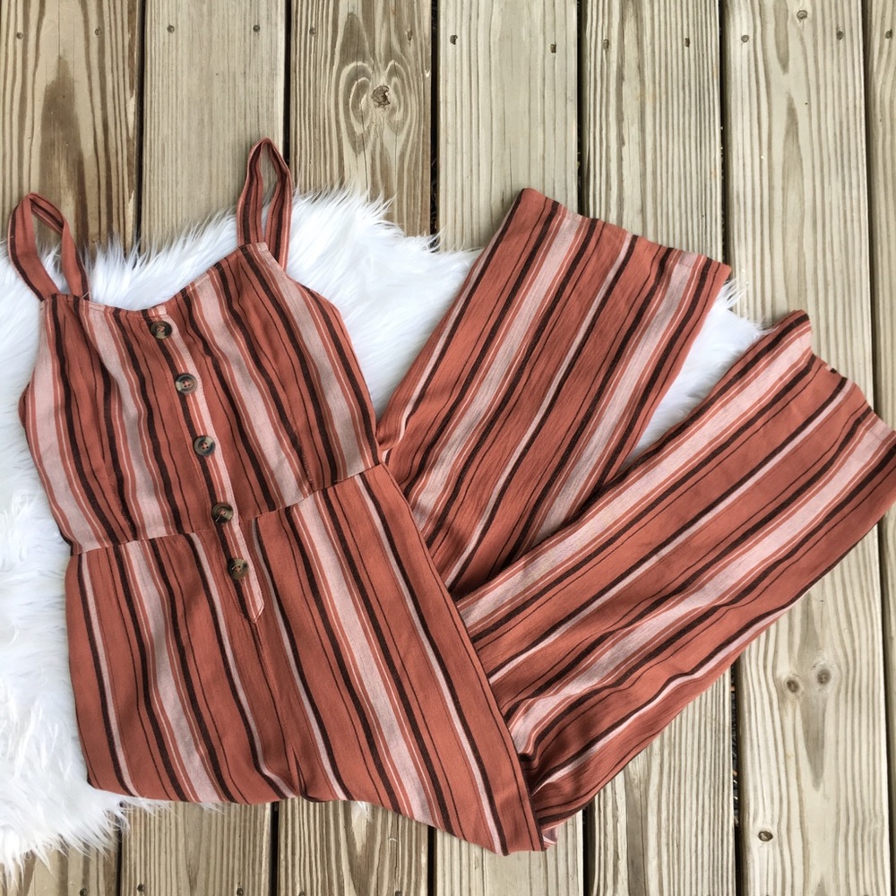 Stunning American Eagle Stripe Wide Leg Tie Button Jumpsuit